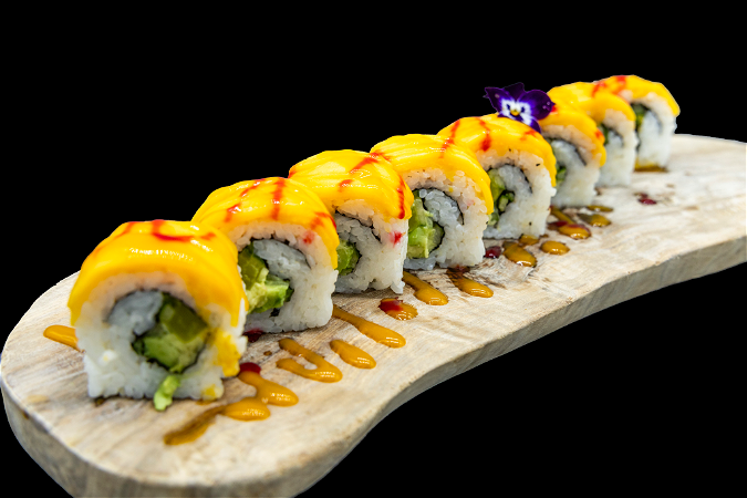 Veggie mango roll