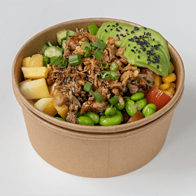 Poké bowl kip
