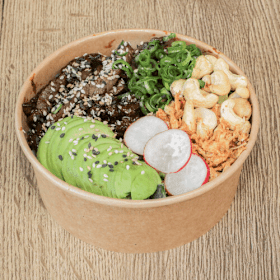 Poké bowl beef