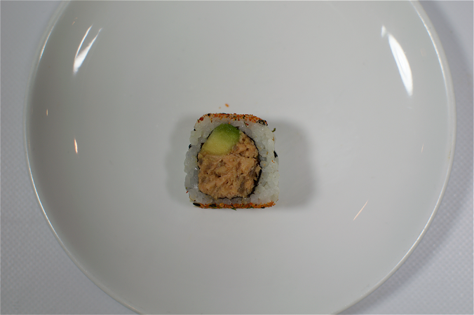Spicy salmon uramaki