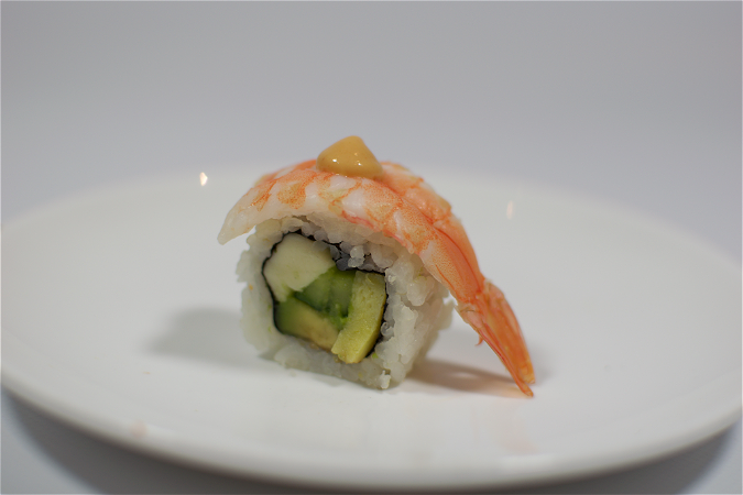 Ebi roll uramaki