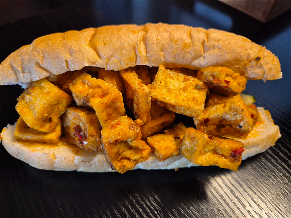 Broodje Sambal Goreng Tahu