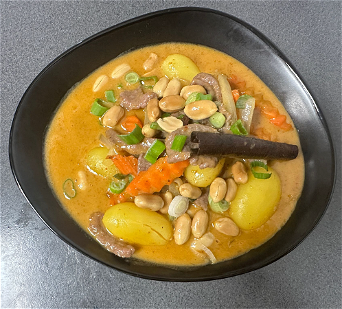 Massaman Neua