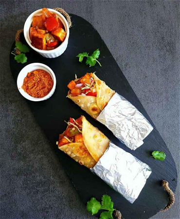 Schezwan Chilli Paneer Wrap 
