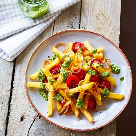 Friet pesto