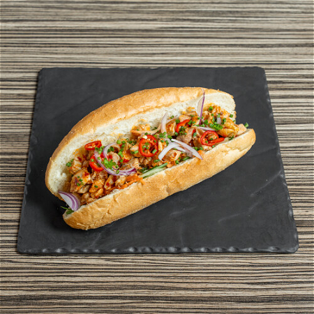 Banh mi spicy chicken