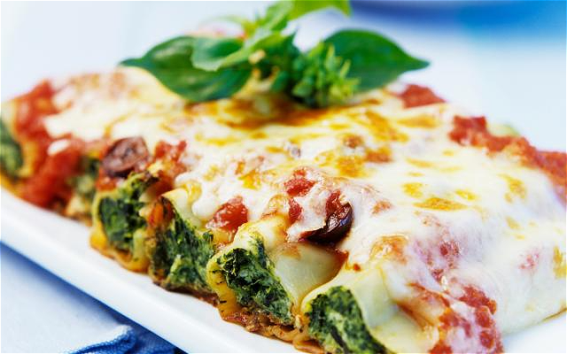 Cannelloni met ricotta en spinazie