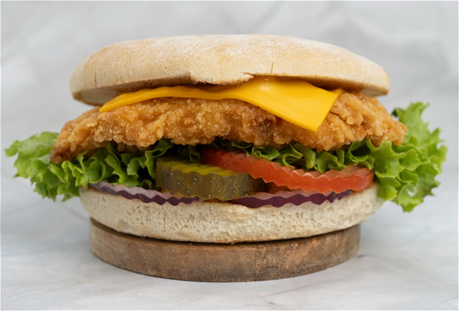 Crispy chicken burger