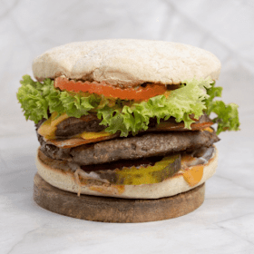 Dubbel bacon en dubbel beef burger