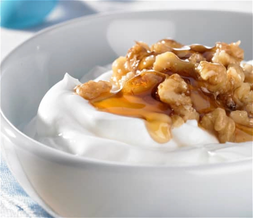 Griekse yoghurt met honing en walnoten