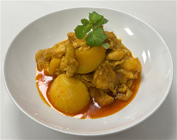 Tja tha Hin (chicken curry) 
