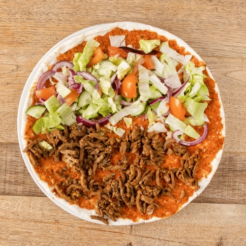 Lahmacun met shoarma en salade