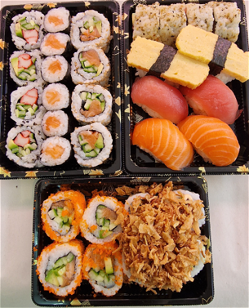 Sushi Box Juli