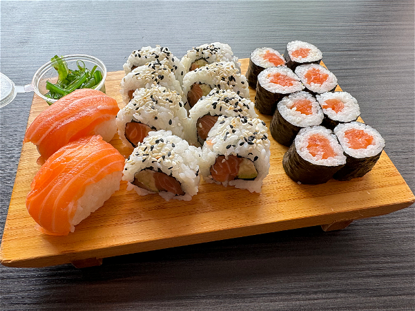Salmon Box 18st.