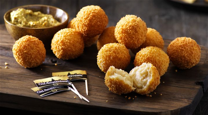 Portie Old Amsterdam kaas bitterbal