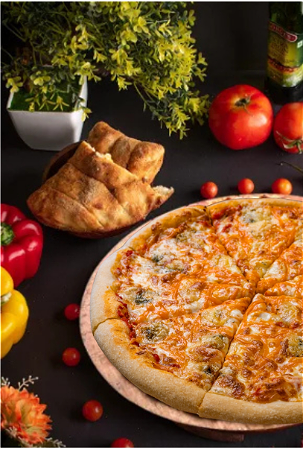 Pizza quattro formaggi, 31 cm