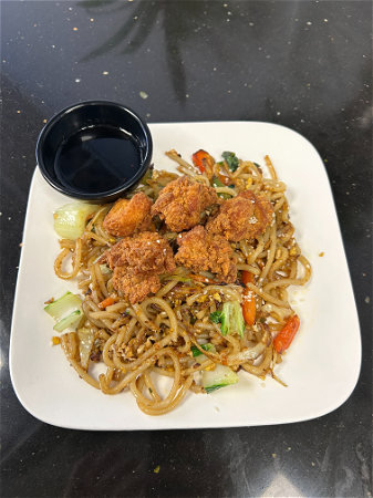 YAKI UDON CHICKEN KARAGE 
