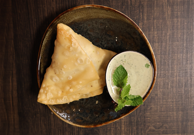 Chicken samosa’s 1 stuk