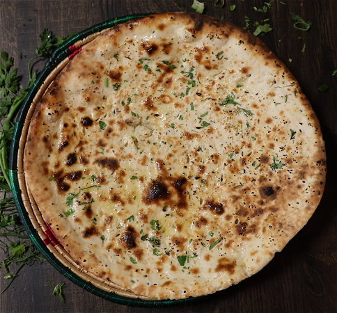 Garlic green chilli  cheese naan