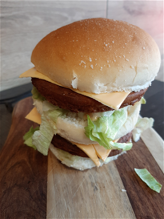 Double cheese burger 