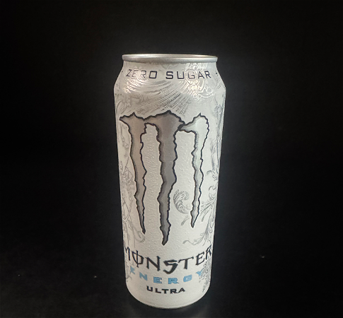 Monster wit Zero-Sugar Ultra 