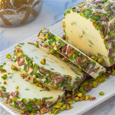 Arabisch ijs بوظة عربية قطعة