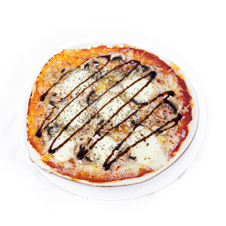 Pizza met brie,tomaat en champignons