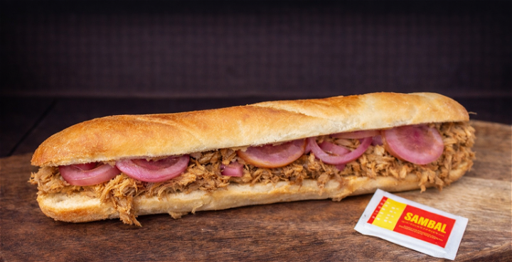 Broodje Surinaamse  Pulled chicken