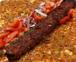 Lahmacun Adana Kebab (Mix Salade)
