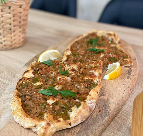 Kuşbaşılı pide