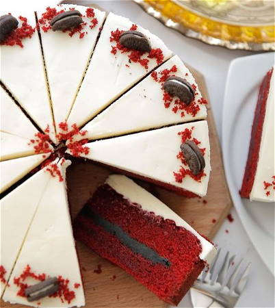 Red Velvet chocolate fudge cake