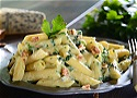 Penne con salmone e spinaci piccantini 