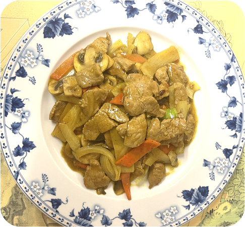 Varkensvlees in kerrie saus