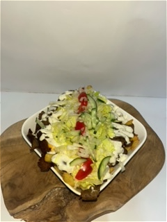 Kapsalon kipshoarma (incl. saladebakje) en saus