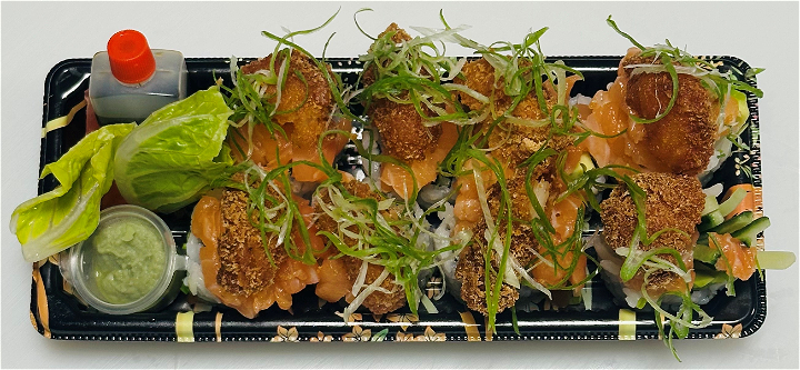 Salmon Tataki Shrimp Roll 8St