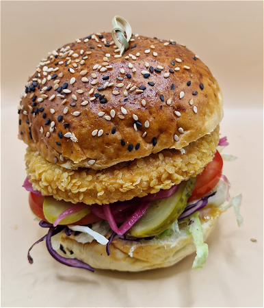 Crispy chicken burger honing-mosterd