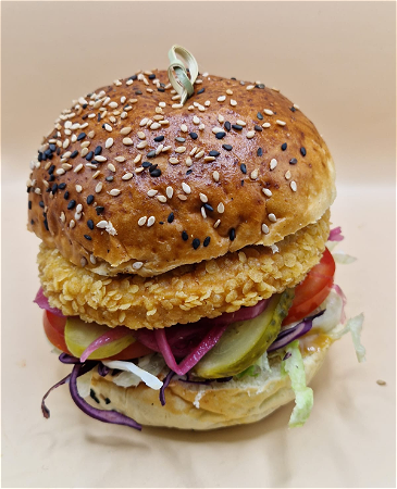 Crispy chicken burger sweet&spicy