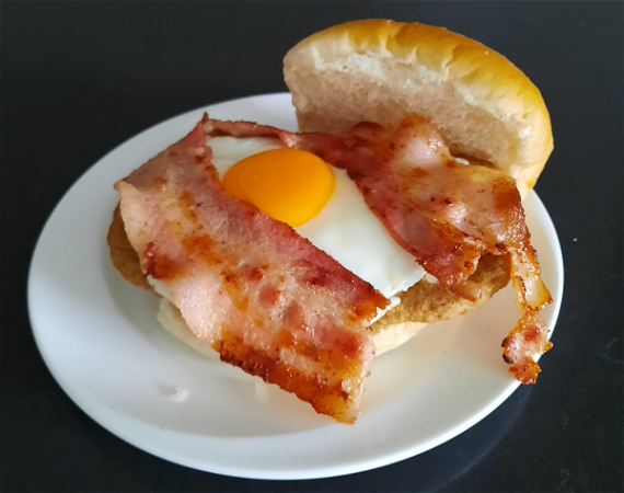 Broodje Hamburger speciaal XL deluxe 