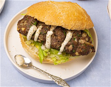 Broodje Adana Kebab (pittig)