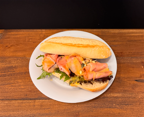 Warme Beenham met honing/mosterdsaus