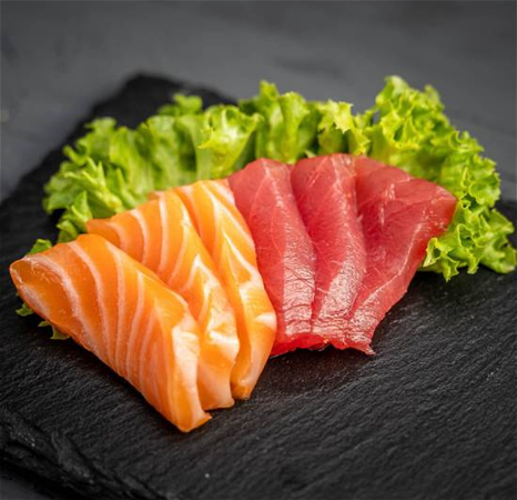 Salmon tuna sashimi