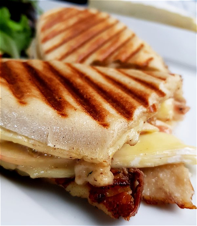 Brie-bacon