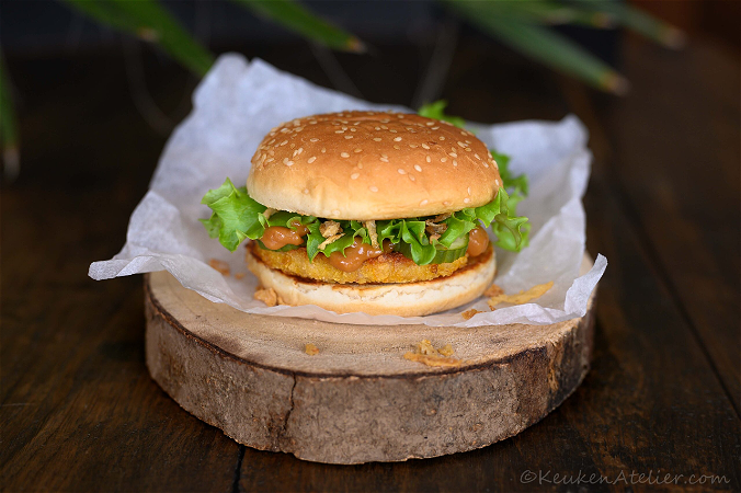 Saté Chicken burger