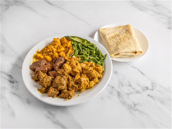 Roti moksie kipfilet, lams en rund