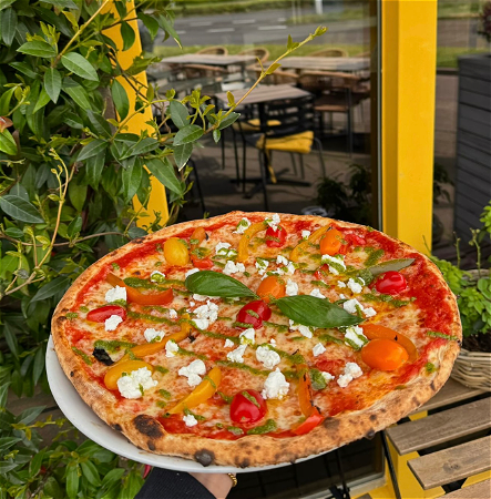 Pizza Caprino & Menta