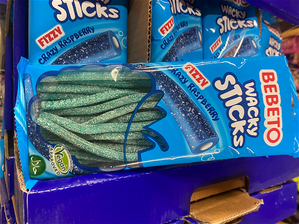 Bebeto fizzy raspberry sticks 180g