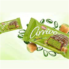 Oslo arrivo pistachio cream cake