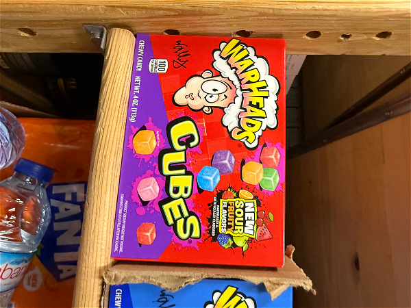 Warheads fruity cubes