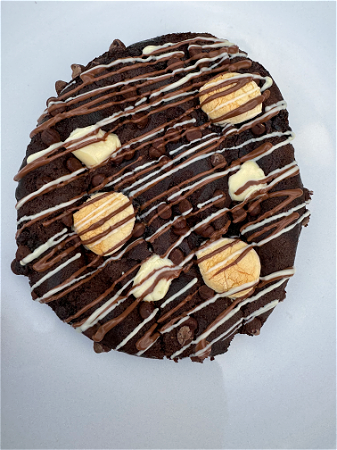 Trippel chocolate chips cookie met marshmallow