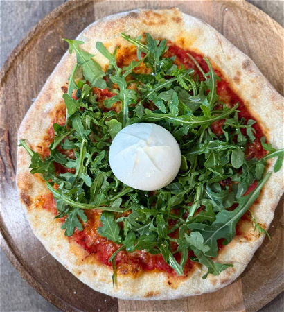 Pizza burrata 